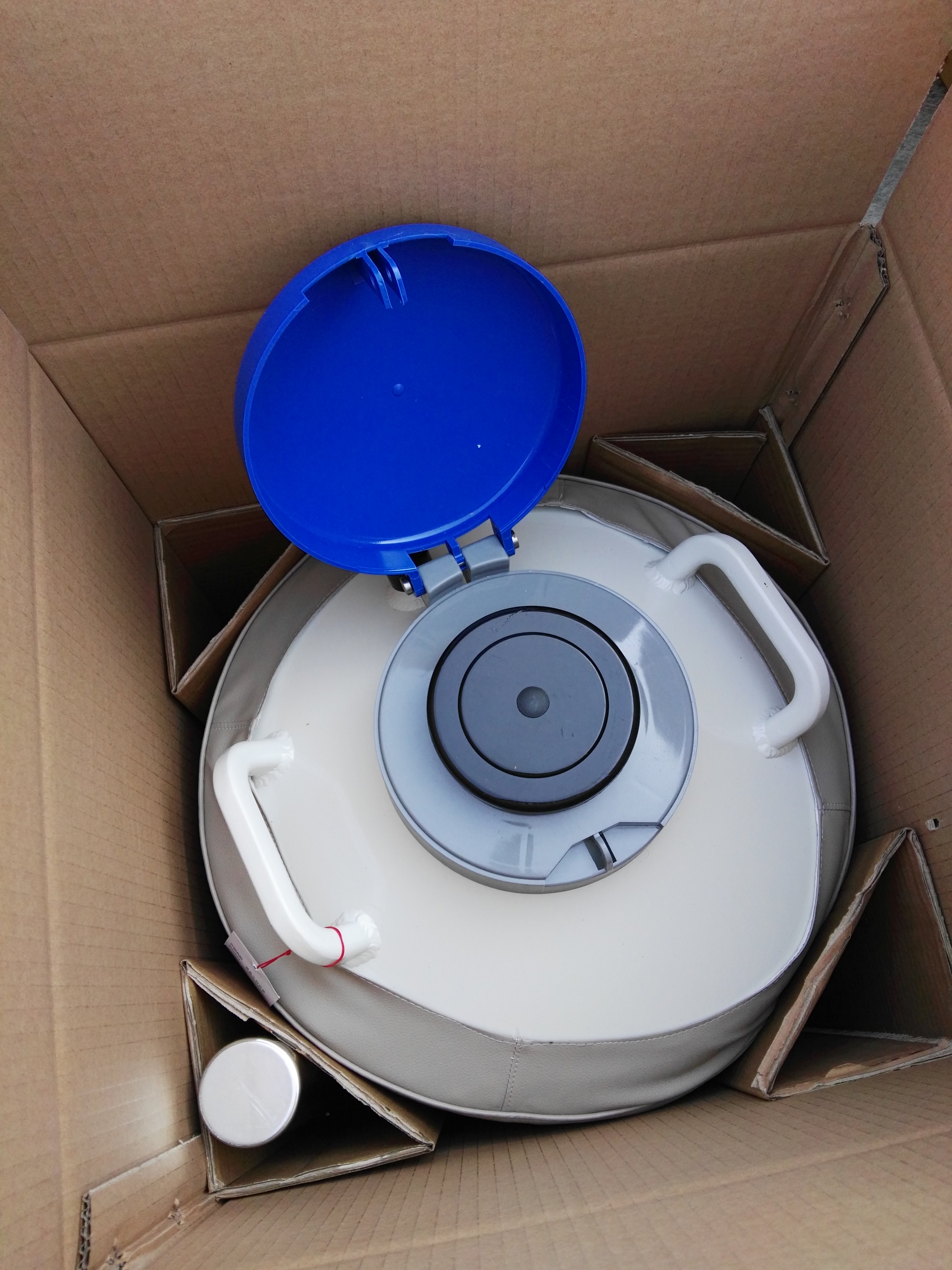 Safe handling of liquid nitrogen,liquid nitrogen containers