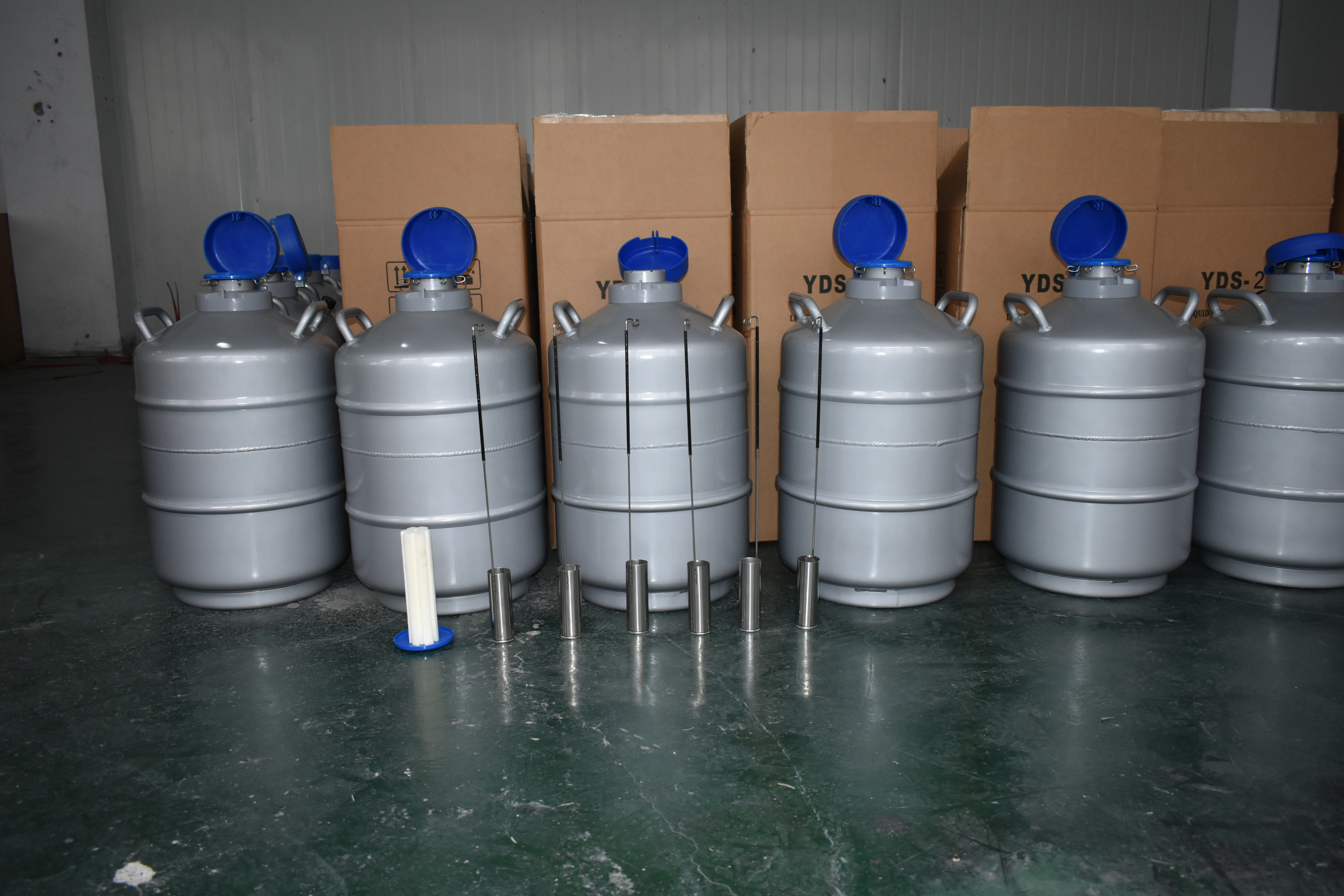 Liquid nitrogen container 20 Liter portable cryogenic cylinder semen storage tank dewar flask transport canister 20L
